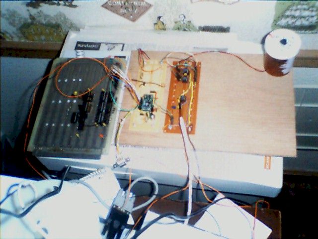 Electronics_0.jpg (51870 bytes)